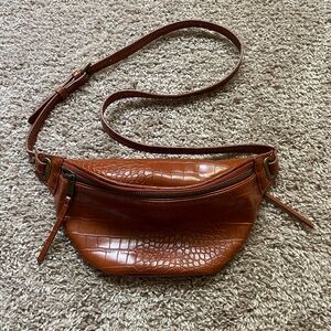 The Drop Women’s Preston Belt Bag